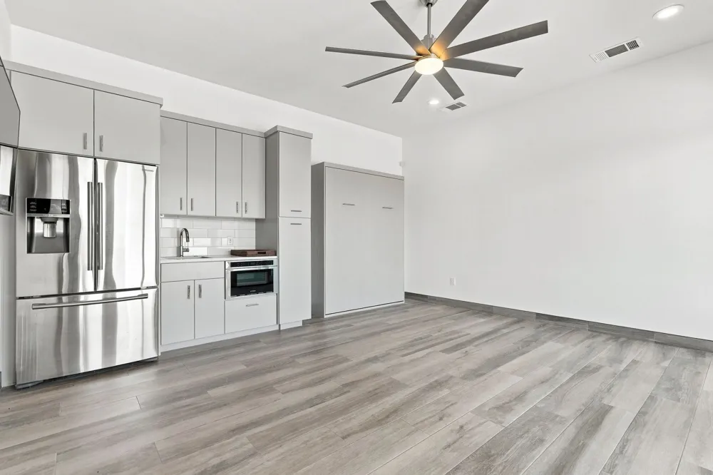 2100 Headwater Lane Austin, TX 78746