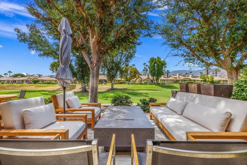 305 San Remo Street Palm Desert, CA 92260