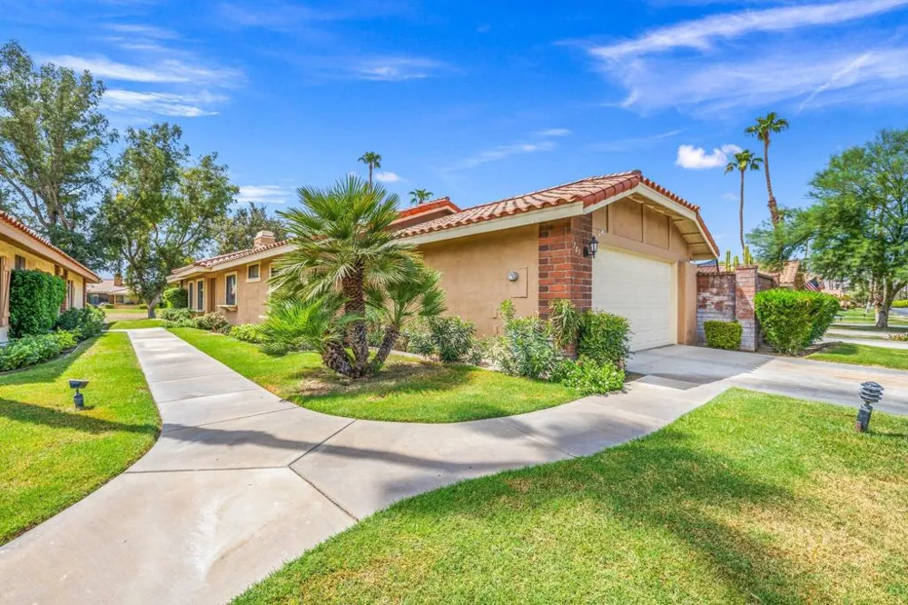 305 San Remo Street Palm Desert, CA 92260