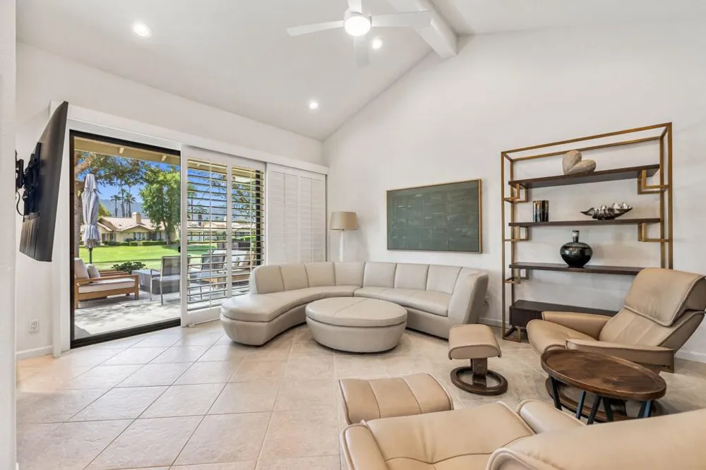 305 San Remo Street Palm Desert, CA 92260