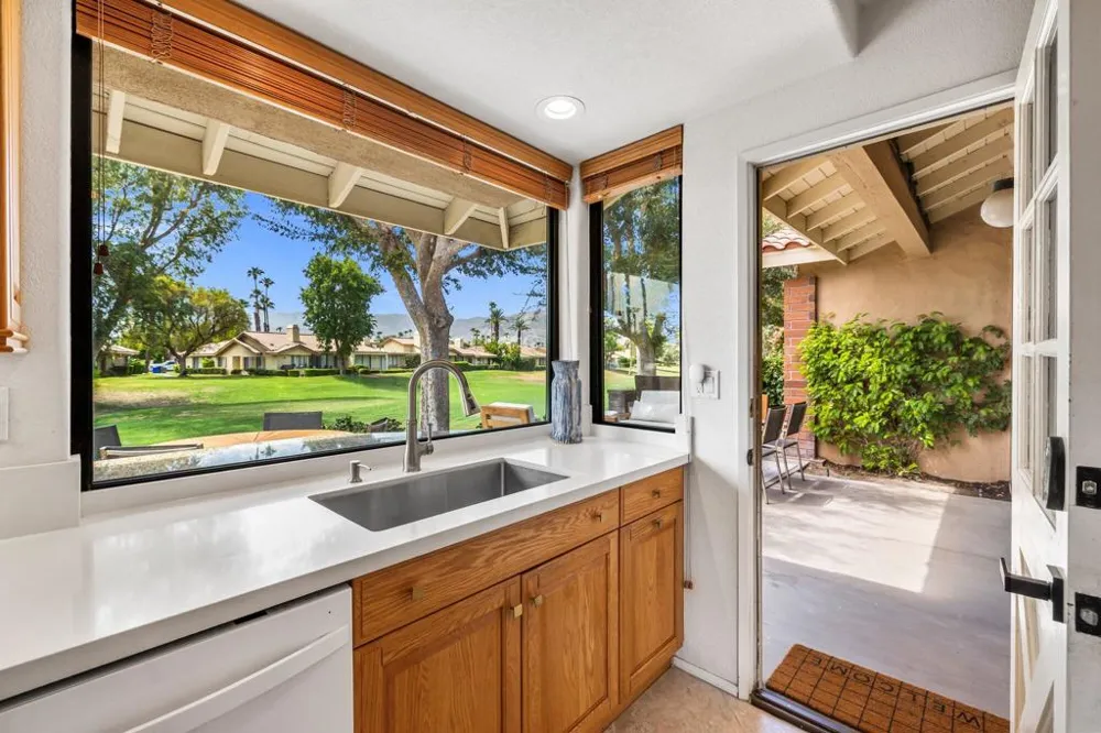 305 San Remo Street Palm Desert, CA 92260