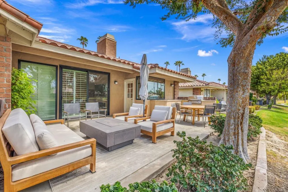 305 San Remo Street Palm Desert, CA 92260