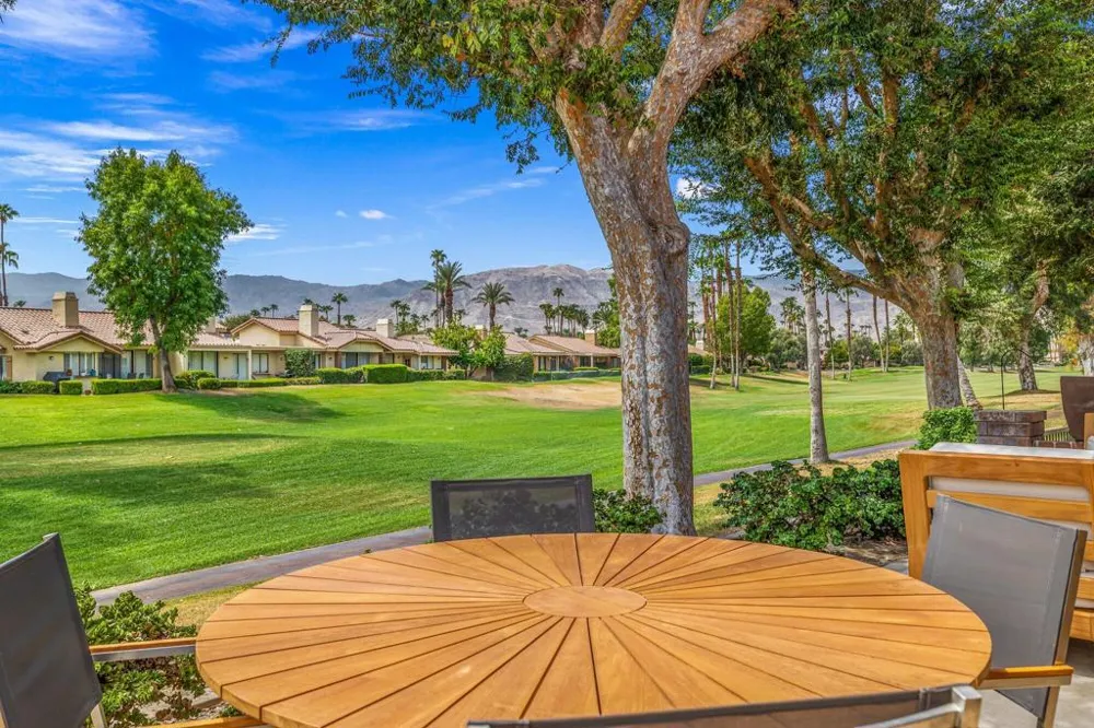 305 San Remo Street Palm Desert, CA 92260