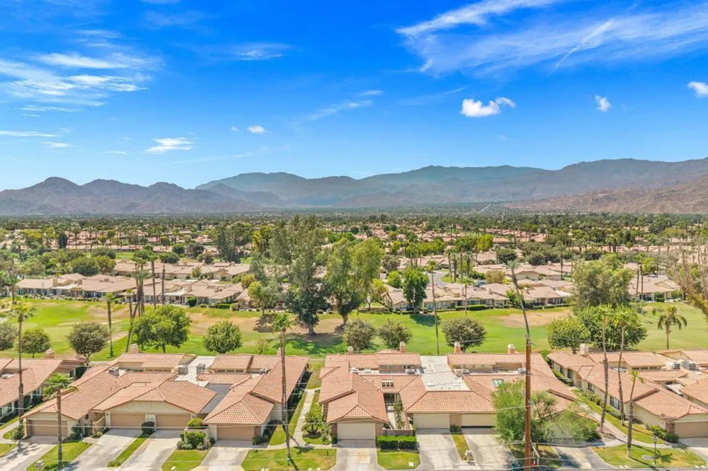 305 San Remo Street Palm Desert, CA 92260