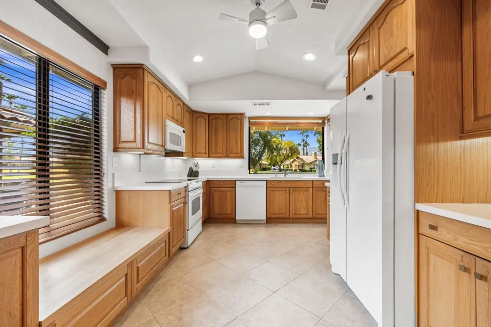 305 San Remo Street Palm Desert, CA 92260