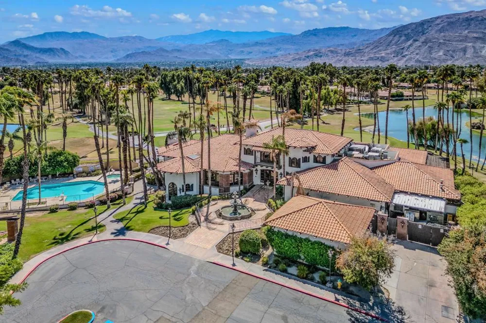 305 San Remo Street Palm Desert, CA 92260