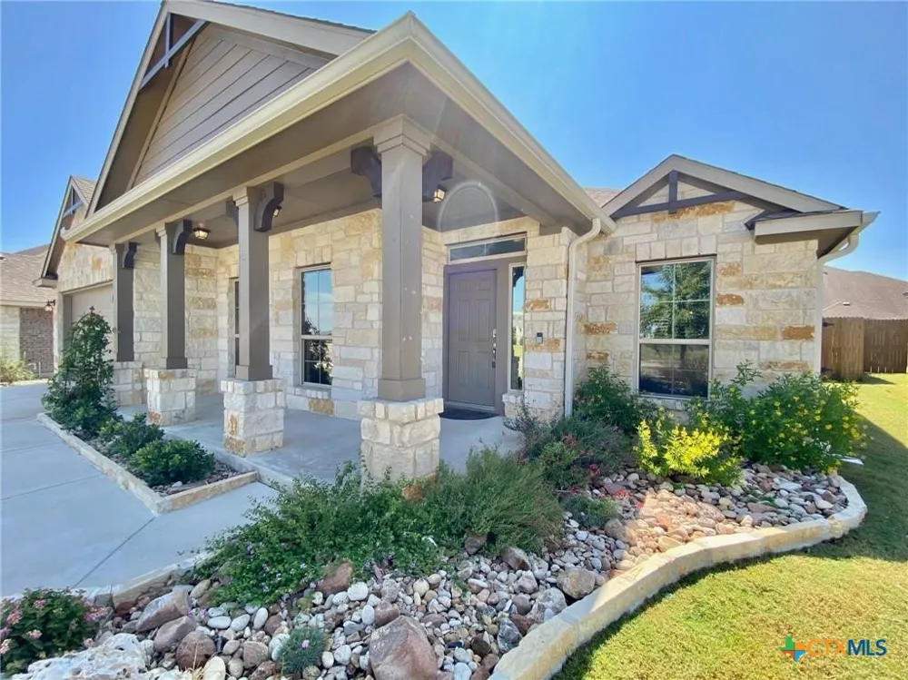 308 Chalk Knob Manor Leander, TX 78641