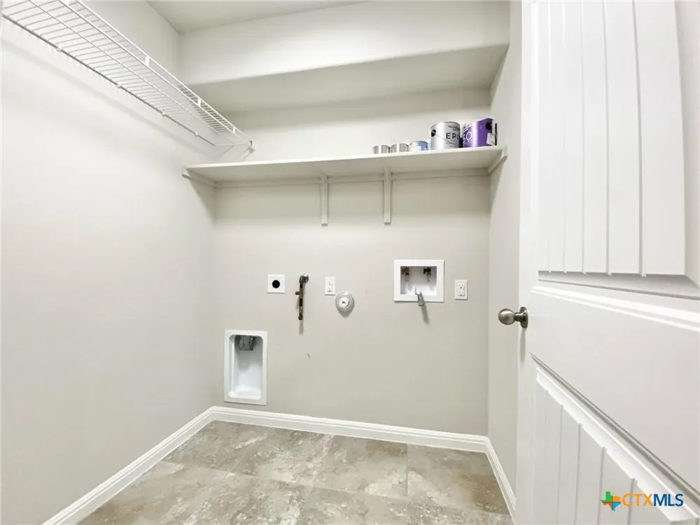 308 Chalk Knob Manor Leander, TX 78641