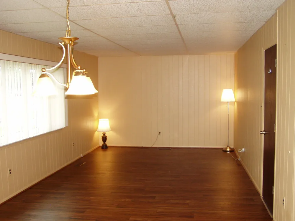33462 Krauter Street Westland, MI 48185