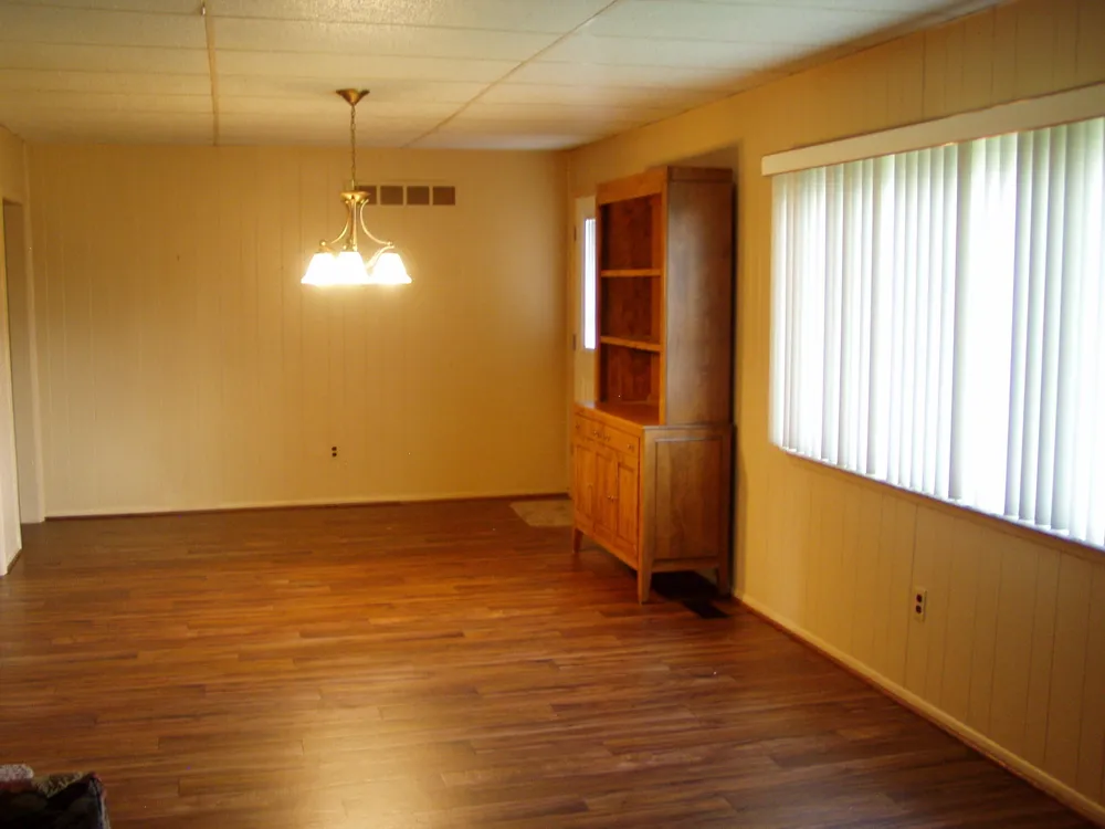 33462 Krauter Street Westland, MI 48185