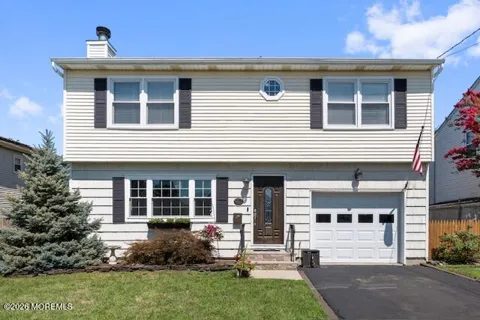 97 Perry Street