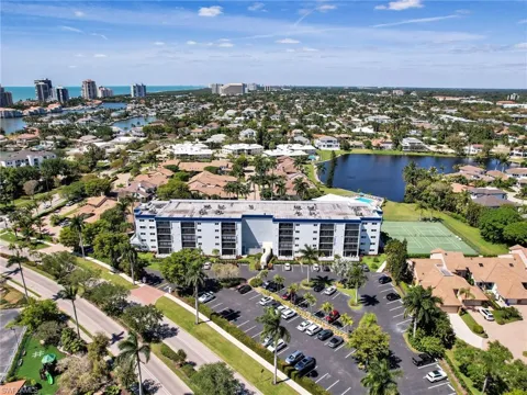 555 Park Shore Drive #B403