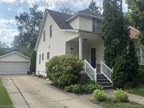 907 Lockwood Road