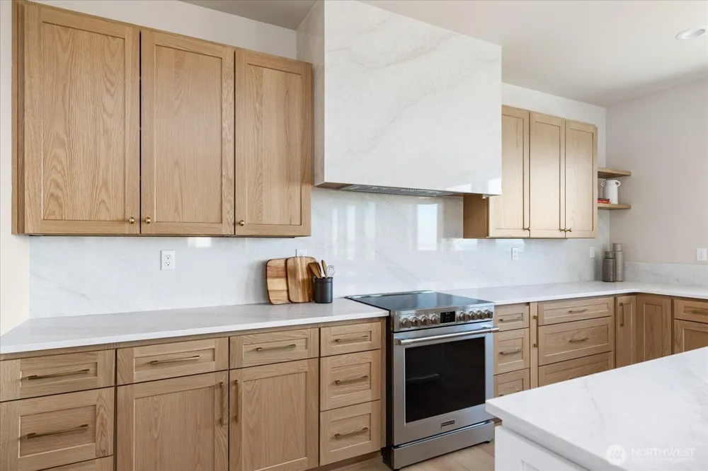 664 Hacienda Drive Coupeville, WA 98239