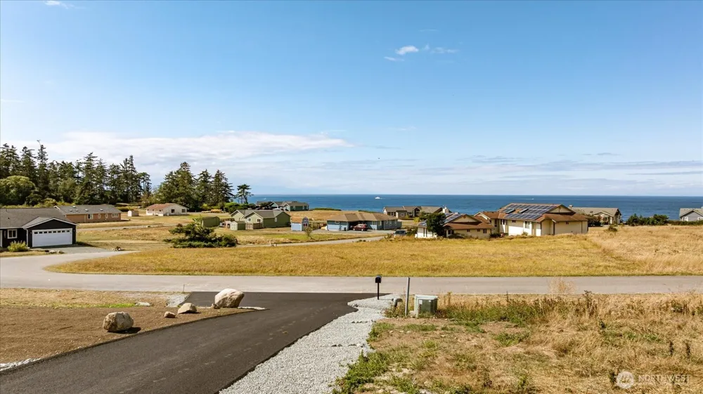 664 Hacienda Drive Coupeville, WA 98239