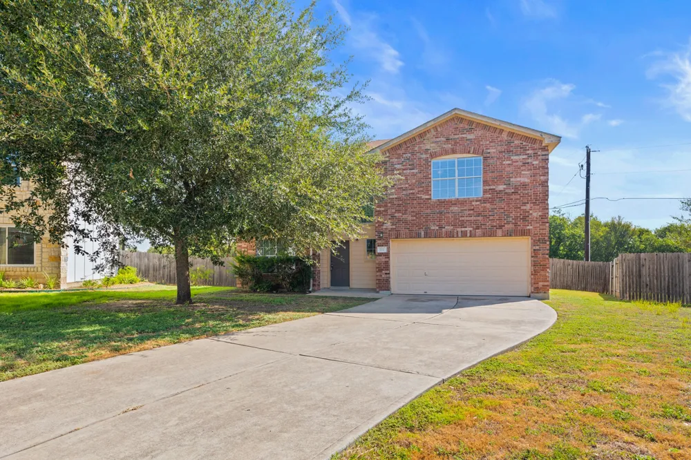 722 Lavaca Loop Elgin, TX 78621