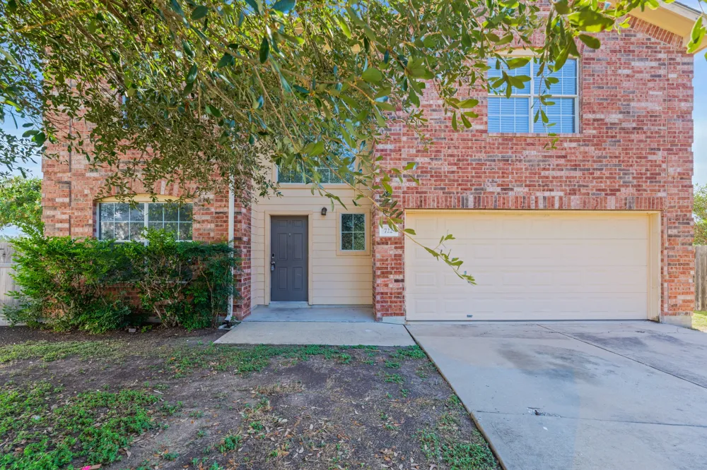 722 Lavaca Loop Elgin, TX 78621