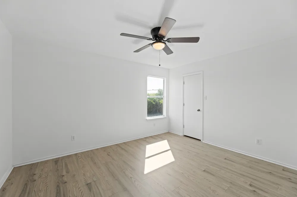 722 Lavaca Loop Elgin, TX 78621