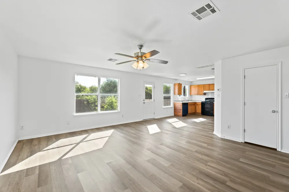 722 Lavaca Loop Elgin, TX 78621