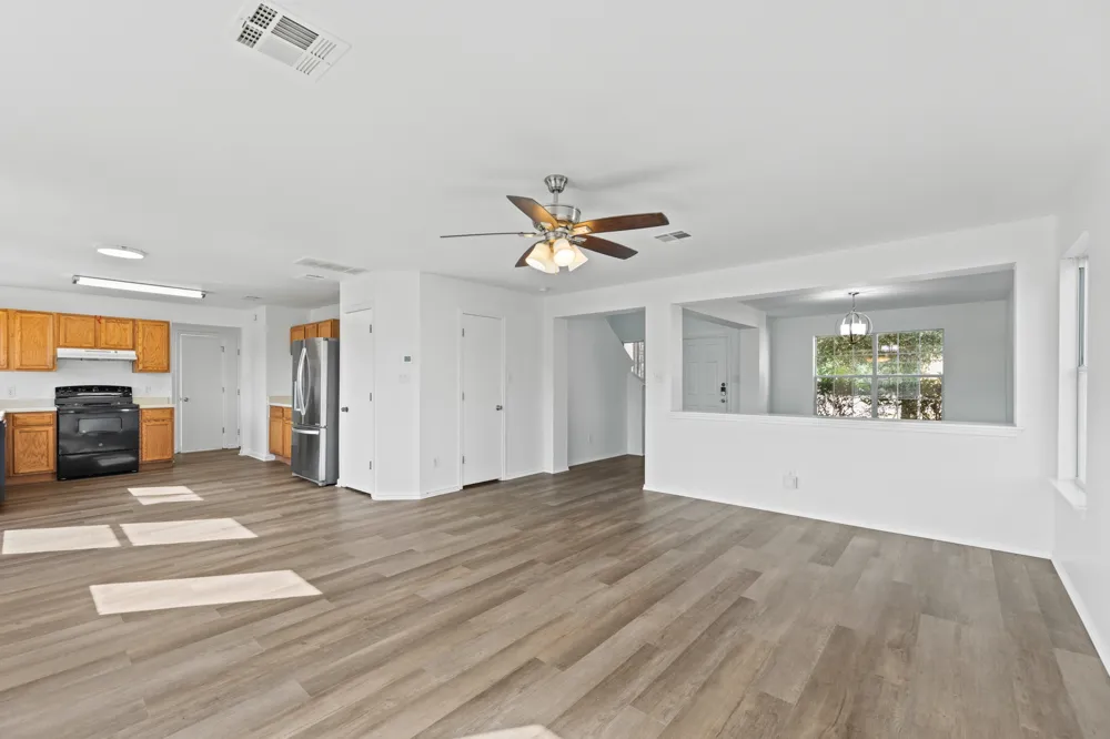 722 Lavaca Loop Elgin, TX 78621