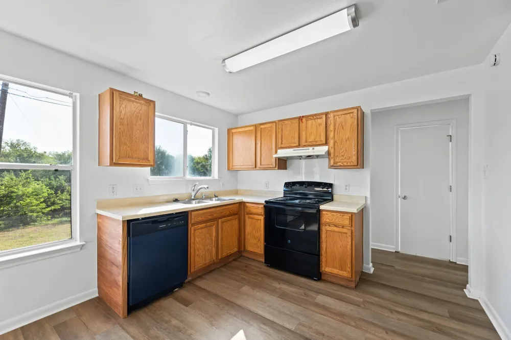 722 Lavaca Loop Elgin, TX 78621