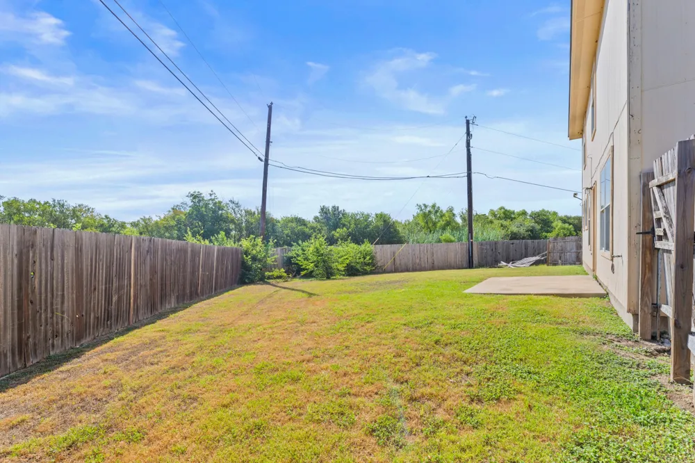 722 Lavaca Loop Elgin, TX 78621