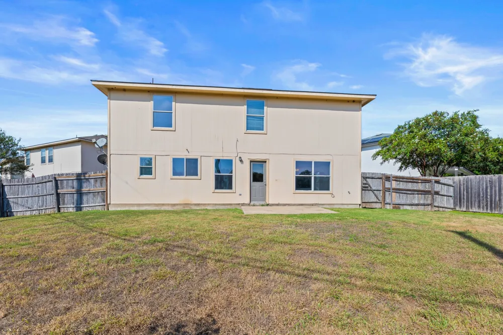 722 Lavaca Loop Elgin, TX 78621