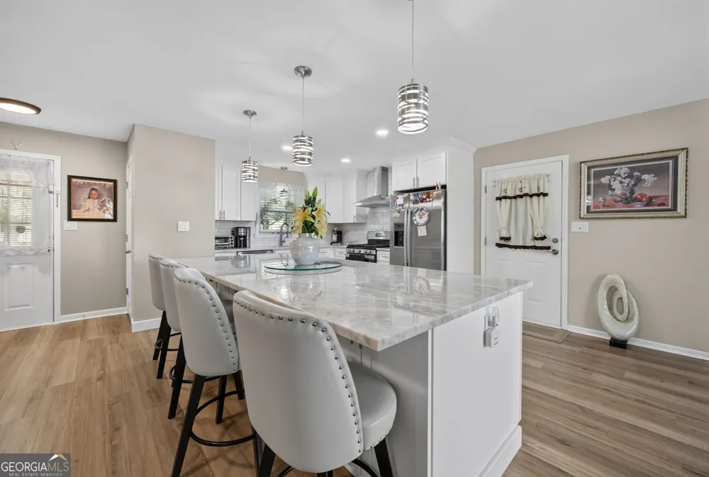 3520 Camelot CT Loganville, GA 30052