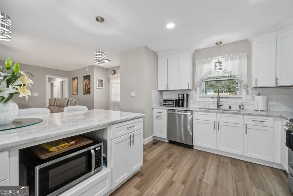 3520 Camelot CT Loganville, GA 30052