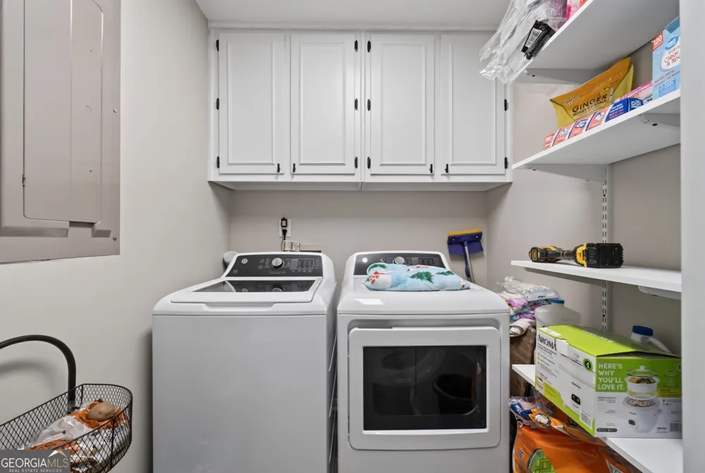 3520 Camelot CT Loganville, GA 30052