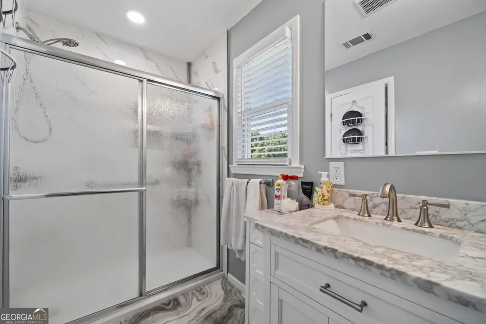 3520 Camelot CT Loganville, GA 30052
