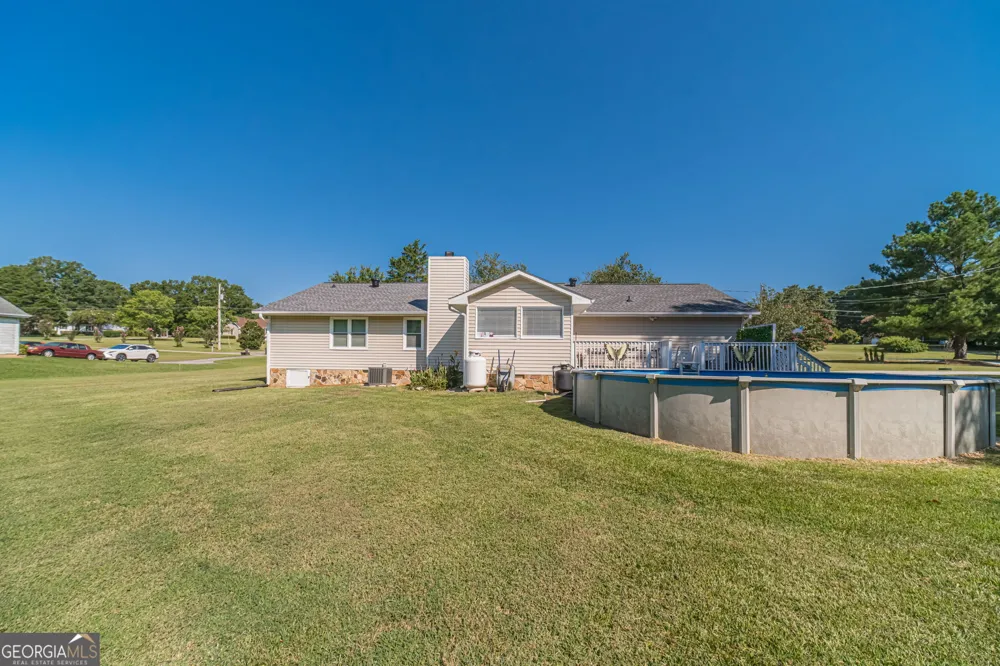 3520 Camelot CT Loganville, GA 30052