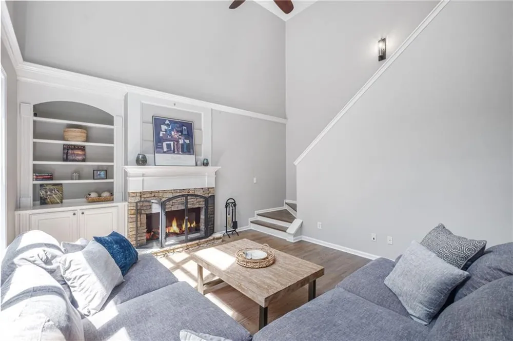 3060 Burlingame Drive Roswell, GA 30075