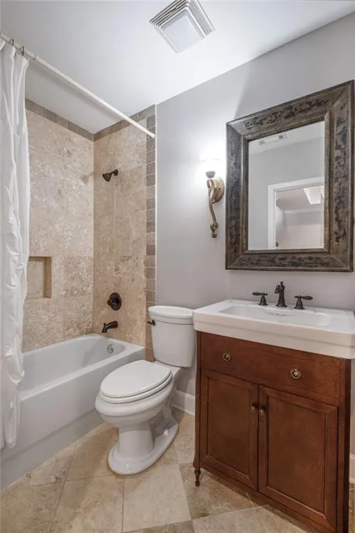 3060 Burlingame Drive Roswell, GA 30075