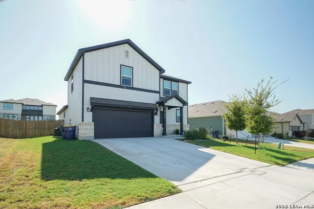240 Brook Shadow Cibolo, TX 78108