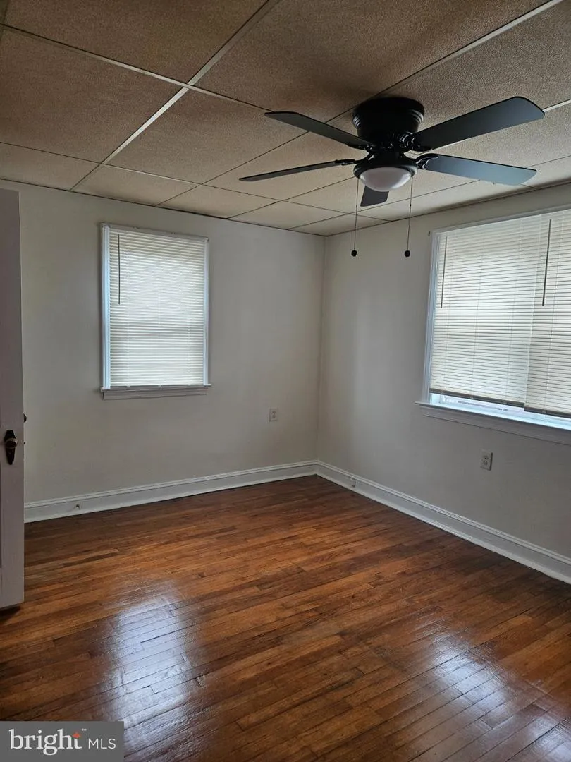2761 JENKINTOWN ROAD Glenside, PA 19038