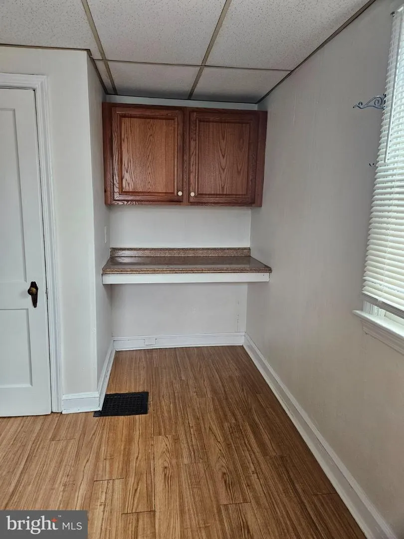 2761 JENKINTOWN ROAD Glenside, PA 19038