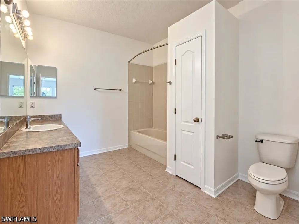 ELDERWOOD DRIVE Wesley Chapel, FL 33543