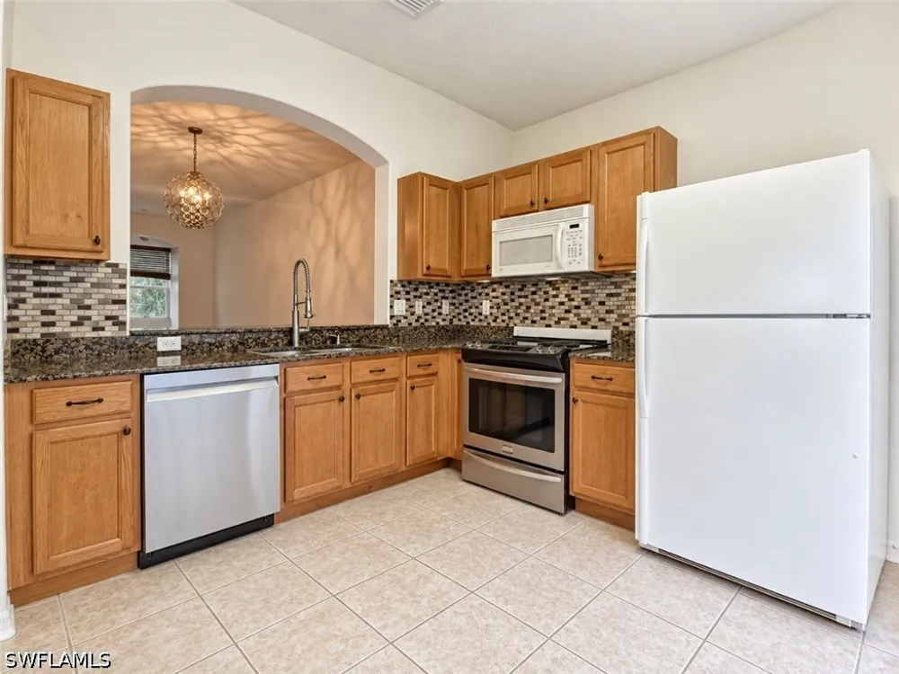 ELDERWOOD DRIVE Wesley Chapel, FL 33543