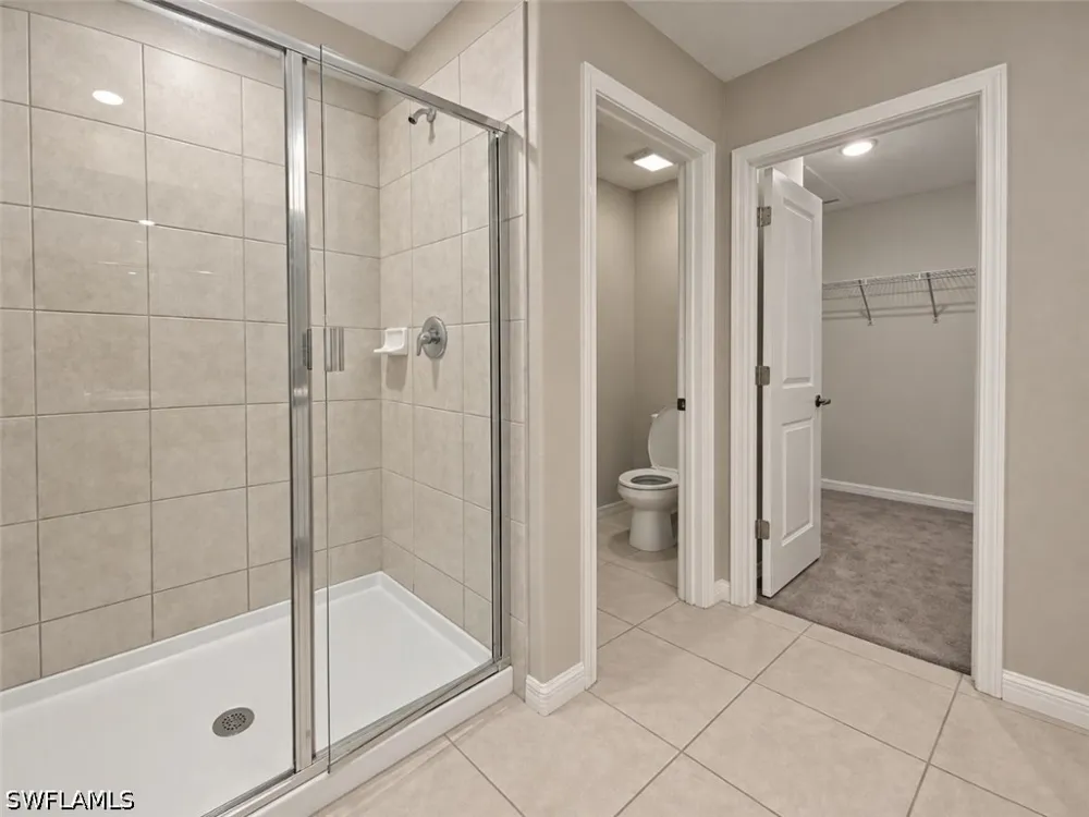 LYONIA LANE Land O Lakes, FL 34637