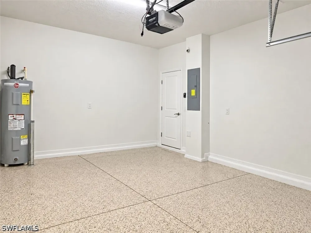 LYONIA LANE Land O Lakes, FL 34637