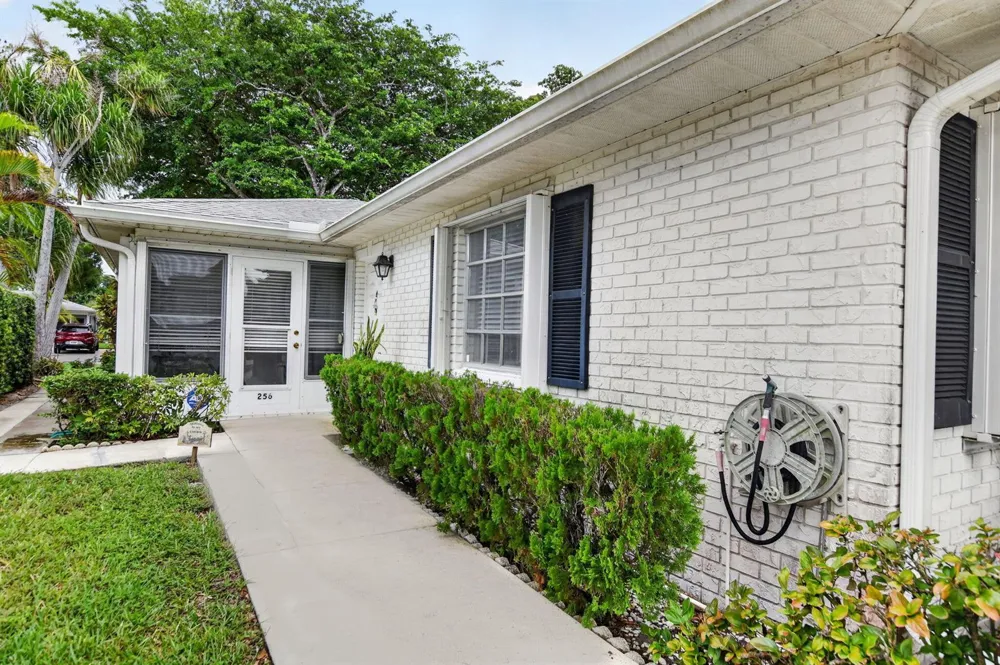 10164 S 40TH WAY S Boynton Beach, FL 33436