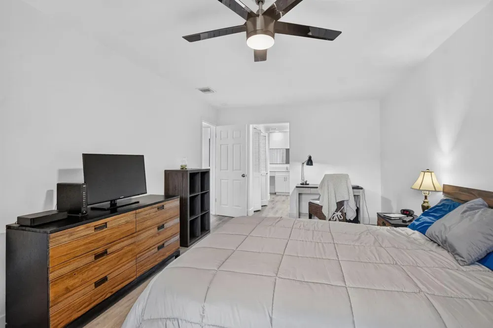 10164 S 40TH WAY S Boynton Beach, FL 33436