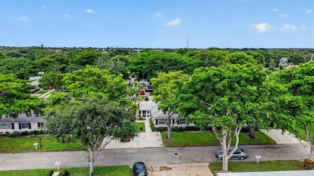 10164 S 40TH WAY S Boynton Beach, FL 33436