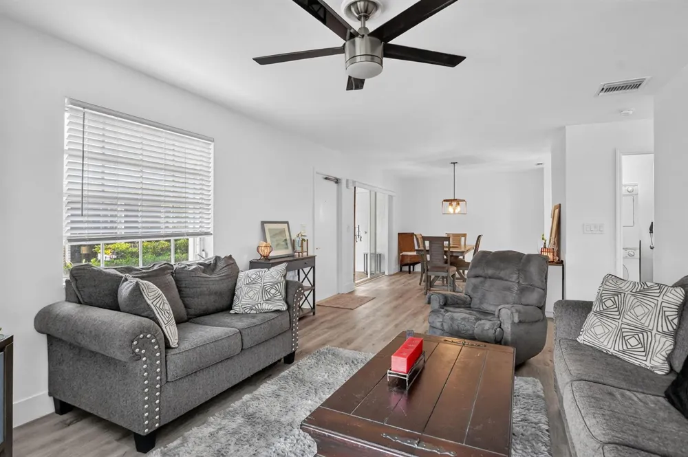 10164 S 40TH WAY S Boynton Beach, FL 33436