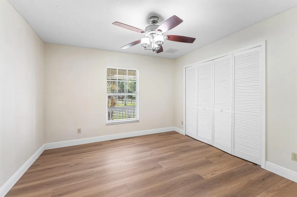 17109 MURCOTT BOULEVARD 