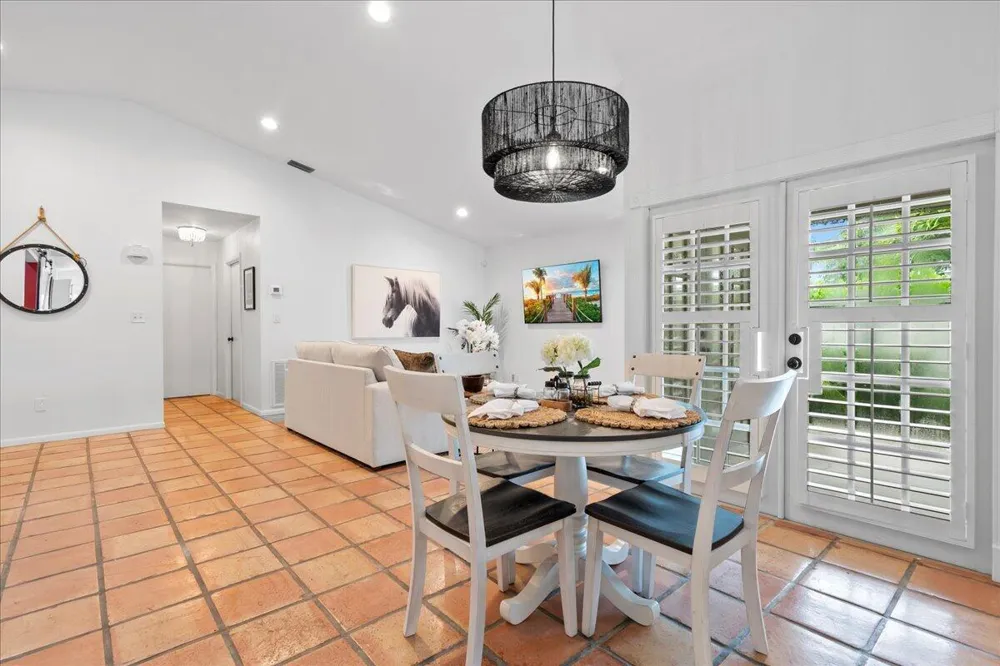 2542 Bedford Mews Drive Wellington, FL 33414