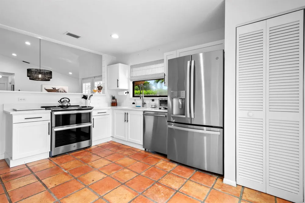 2542 Bedford Mews Drive Wellington, FL 33414