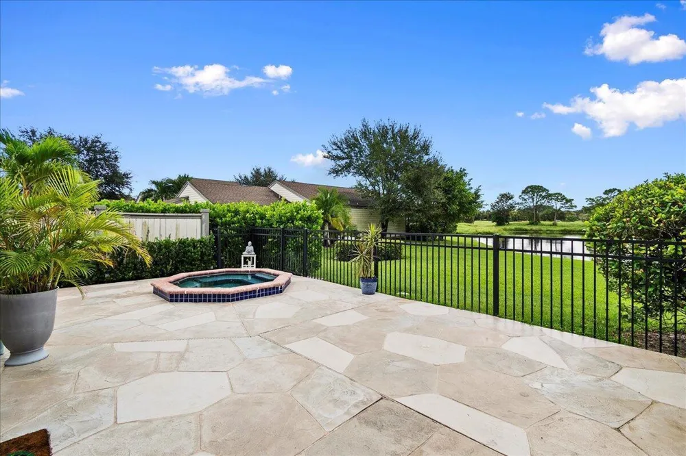 2542 Bedford Mews Drive Wellington, FL 33414