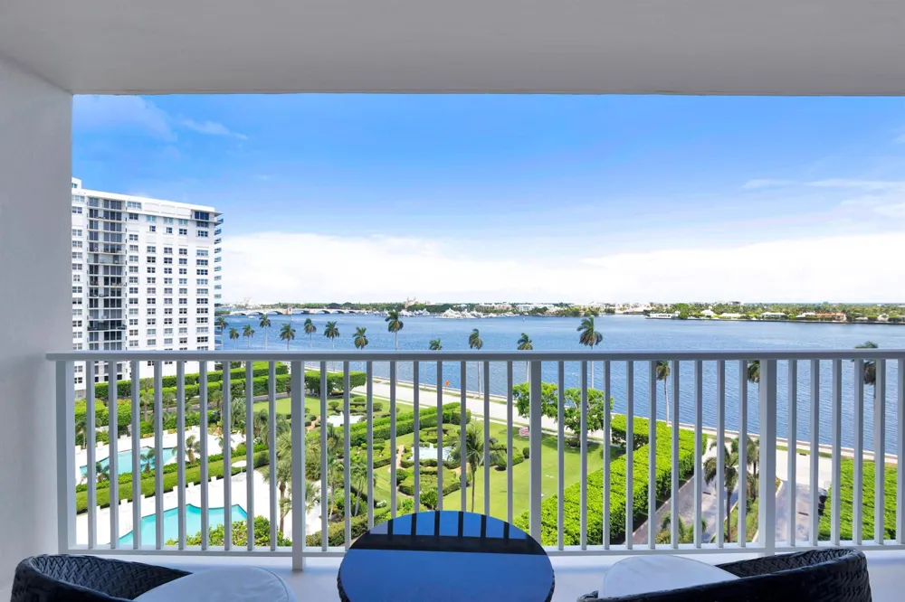 1801 S FLAGLER DRIVE #906 West Palm Beach, FL 33401
